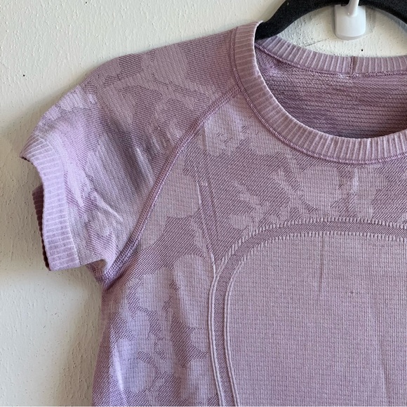Lululemon Run T Swiftly Tech Short Sleeve Rose Quartz Sz 6 EUC *SPECIAL EDITION* - Picture 6 of 12